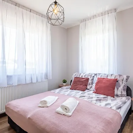 Borostyan To Vendeghaz * Zalalövő