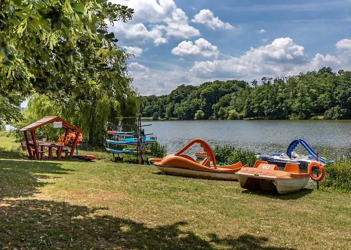 別荘 Borostyan To Vendeghaz Zalalövő